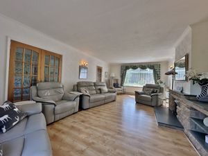 Photo 24- click for photo gallery